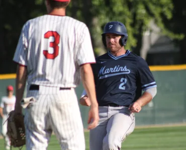 Martins continue postseason march, down Stars in semifinals